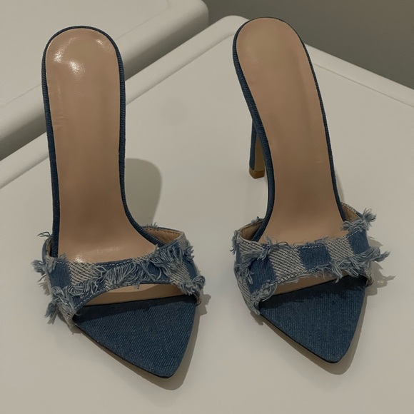 Meet your Posher, Vania - Picture 1 of 1